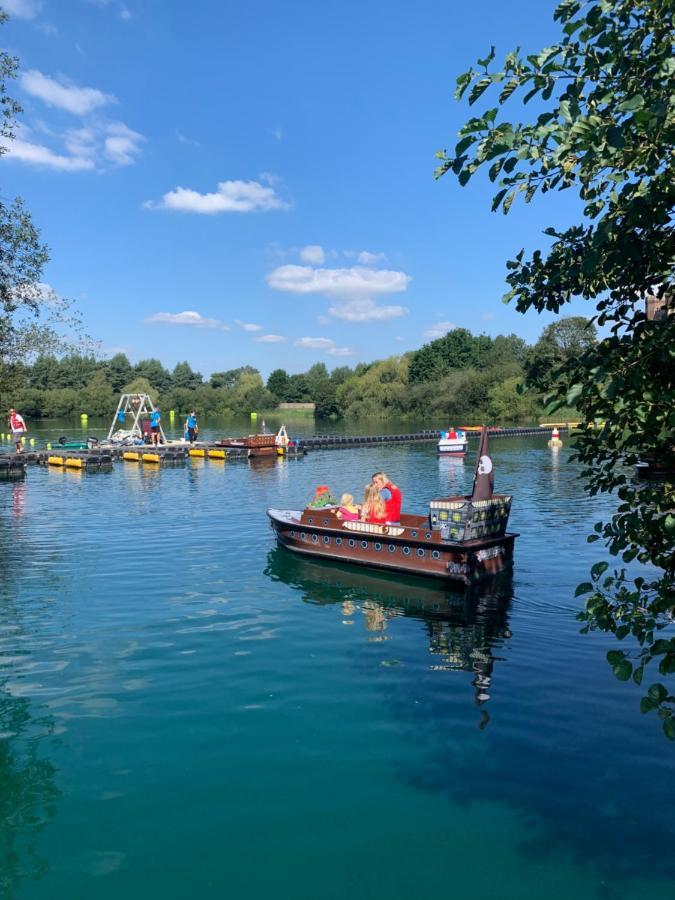 Holiday Home Breaks At Tattershall Lakes Lincoln Exteriör bild