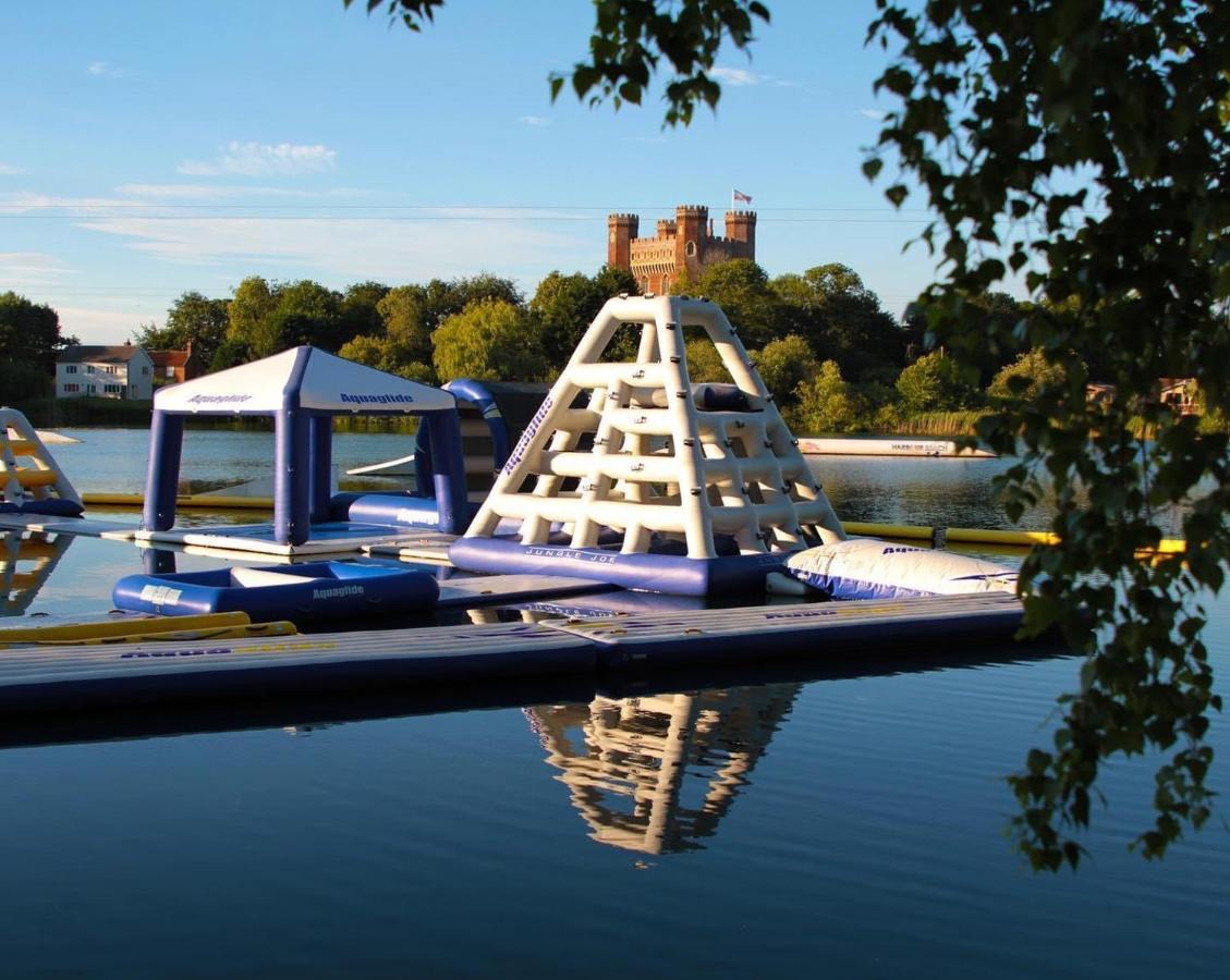 Holiday Home Breaks At Tattershall Lakes Lincoln Exteriör bild