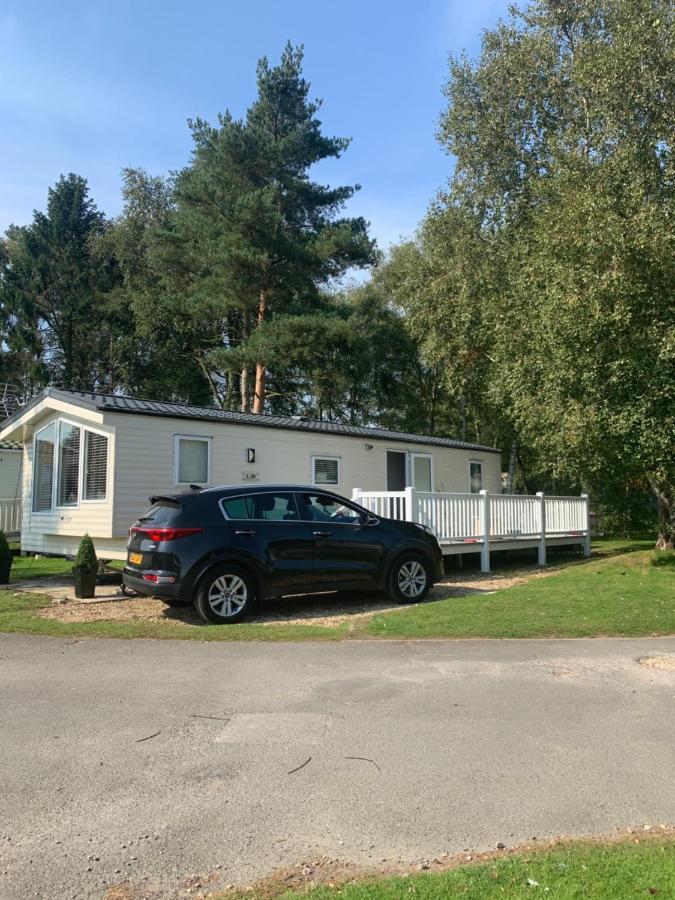 Holiday Home Breaks At Tattershall Lakes Lincoln Exteriör bild