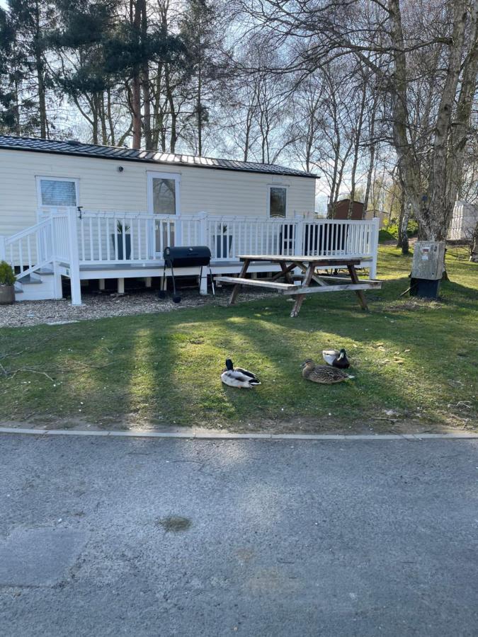 Holiday Home Breaks At Tattershall Lakes Lincoln Exteriör bild